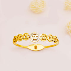 CC Luxe Circle Bracelet