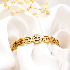 CC Luxe Circle Bracelet