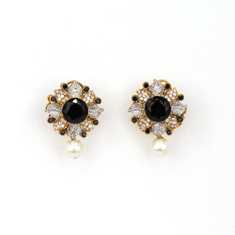Zeenat Bloom Stone & Pearl Earrings