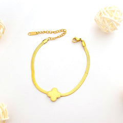 Gold Clover Herringbone Bracelet