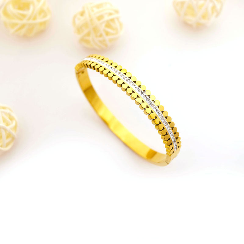 Golden Petal Bracelet with Zircon Sparkle Line