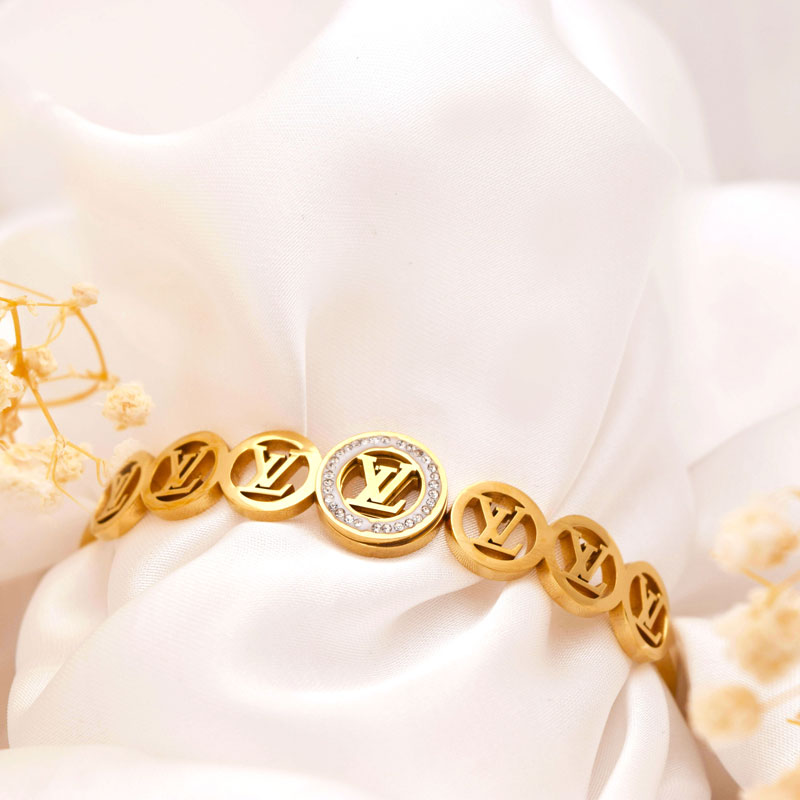 LV Luxe Circle Bracelet