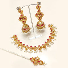 Kanthi Necklace Set