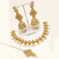 Kanthi Necklace Set